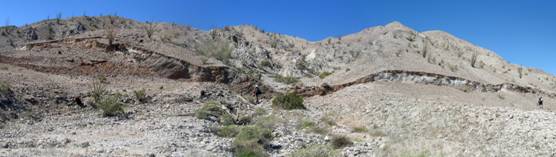 :Borrego Earthquake:TR's Borrego scarp pano fuz.jpg